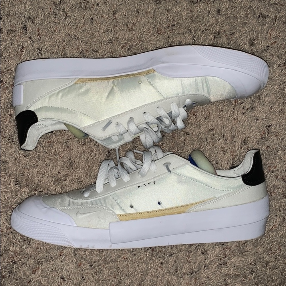 Nike drop type low size 10.5